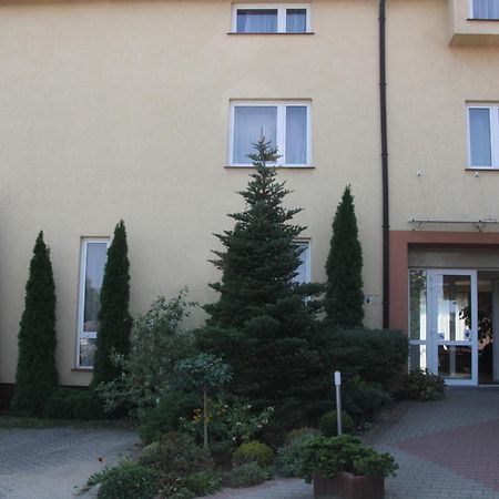 Hotel Przylesie Sierosław エクステリア 写真