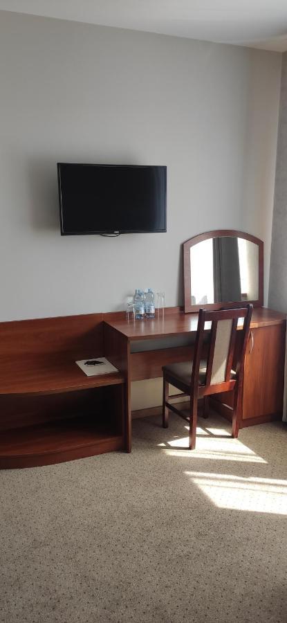 Hotel Przylesie Sierosław エクステリア 写真