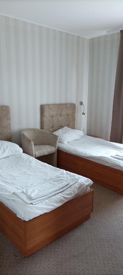 Hotel Przylesie Sierosław エクステリア 写真