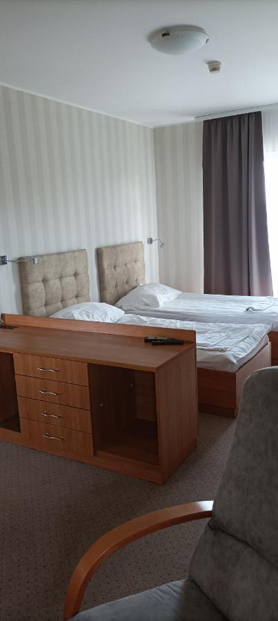 Hotel Przylesie Sierosław エクステリア 写真