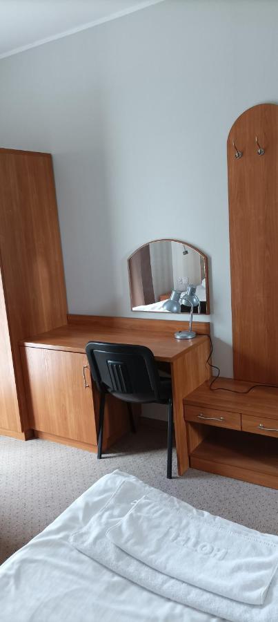 Hotel Przylesie Sierosław エクステリア 写真