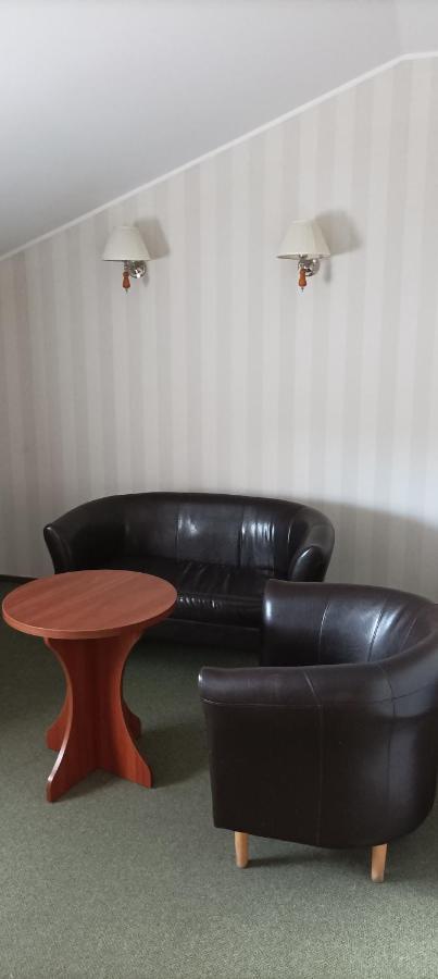 Hotel Przylesie Sierosław エクステリア 写真