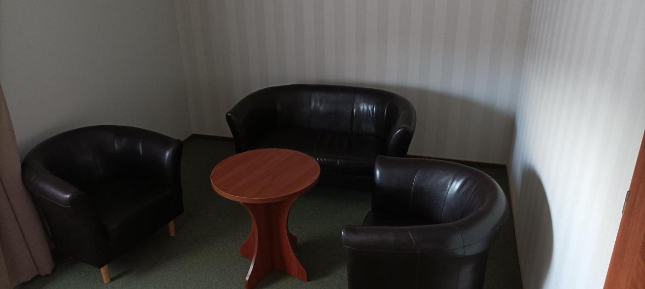 Hotel Przylesie Sierosław エクステリア 写真